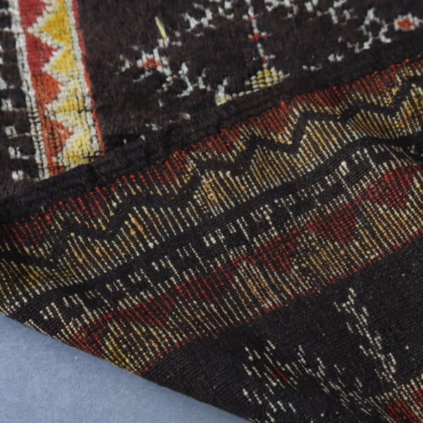 Old Taznakht Rug 7.4x4.6 ft – Handknotted Vintage Wool - Image 4