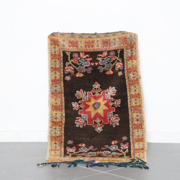 Soft Taznakht Rug 4.6x2.8 Ft handcrafted in Morocco