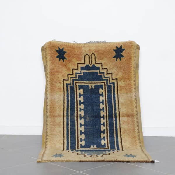 Vintage Taznakht Rug 5.4x3.4 Ft handcrafted in Morocco