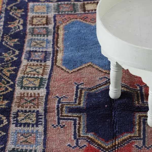 Old Taznakht Rug 5.1x3.1 Ft – Vintage Moroccan Carpet - Image 6