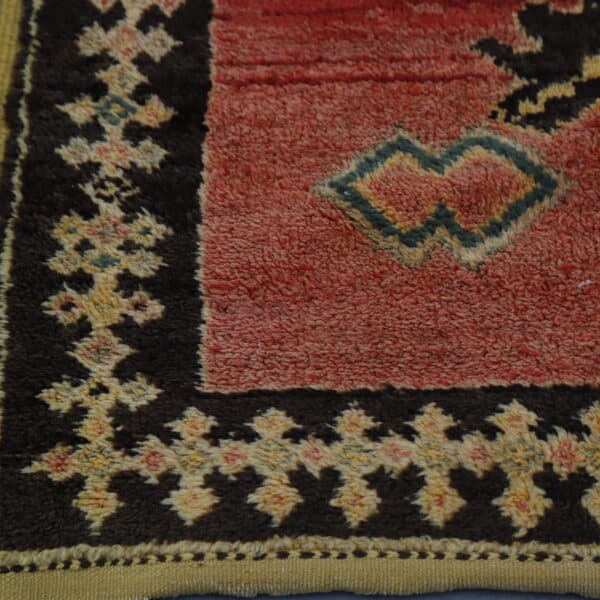 Faded Pink Taznakht Rug – Moroccan Handwoven Carpet - Image 3