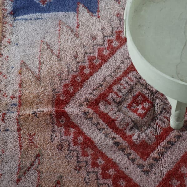 Old Taznakht Rug – Faded Handcrafted Moroccan Carpet - Image 4