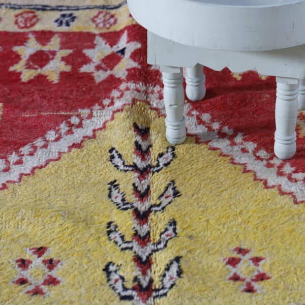 Vintage Taznakht Rug 9.2x5.2 Ft – Moroccan Wool Carpet - Image 3