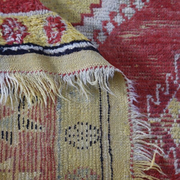 Vintage Taznakht Rug 9.2x5.2 Ft – Moroccan Wool Carpet - Image 4