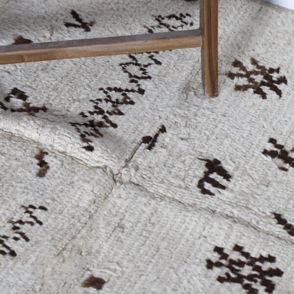 Vintage Azilal Rug 5.7x3.7 Ft – Black and White Wool - Image 3