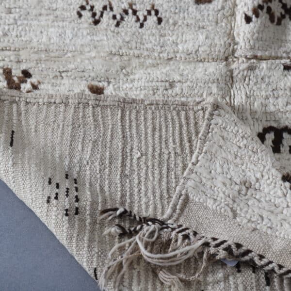 Vintage Azilal Rug 5.7x3.7 Ft – Black and White Wool - Image 5