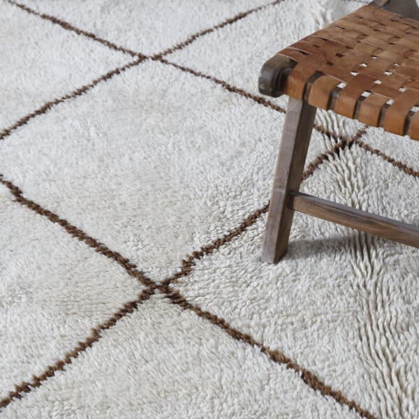 Vintage Marmoucha Rug 8.4x5.4 Ft – Moroccan Wool Carpet - Image 5