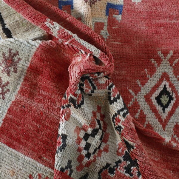 Telouet Vintage Rug 7.9x3.8 Ft – Moroccan Wool Carpet - Image 7