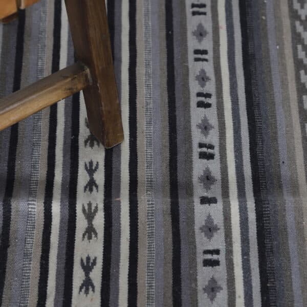 Tunisian Vintage Kilim Rug 6.6x4.4 Ft – Handwoven Flatweave - Image 4