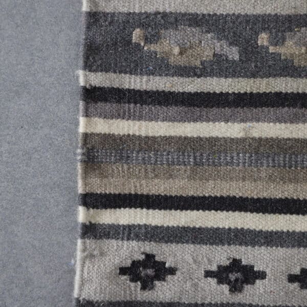 Tunisian Vintage Kilim Rug 6.6x4.4 Ft – Handwoven Flatweave - Image 6