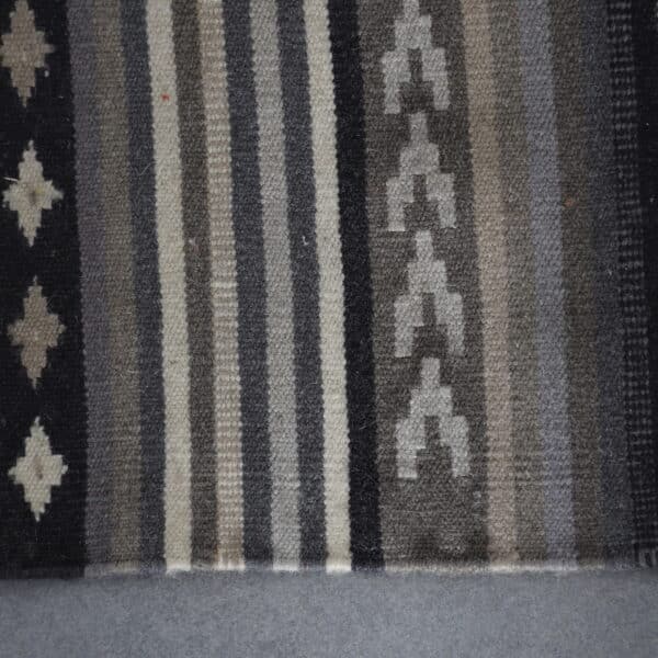 Tunisian Vintage Kilim Rug 6.6x4.4 Ft – Handwoven Flatweave - Image 7