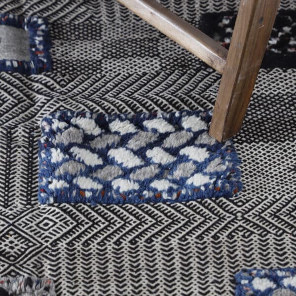 Vintage Zanafi Kilim 6.6x3.6 Ft – Handmade Moroccan Flatweave - Image 3
