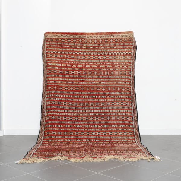 Vintage Tiffelt Kilim 9.2x5.6 Ft handcrafted in Morocco with Amazigh motifs