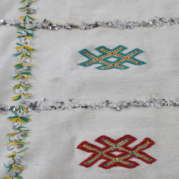 Wedding Blanket 7.4x4.9 Ft – Handmade Moroccan Textile - Image 5