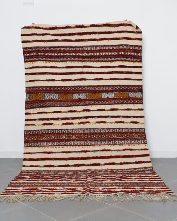 Vintage Kilim 9.4x5.2 Ft handmade in Morocco with tribal Amazigh motifs