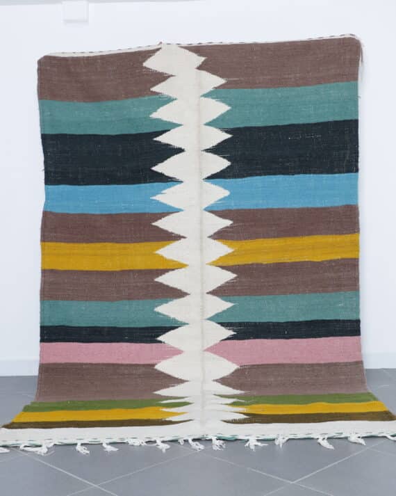 Boujaad Kilim Rug 9.5x6.2 Ft handmade in Morocco with tribal Amazigh motifs