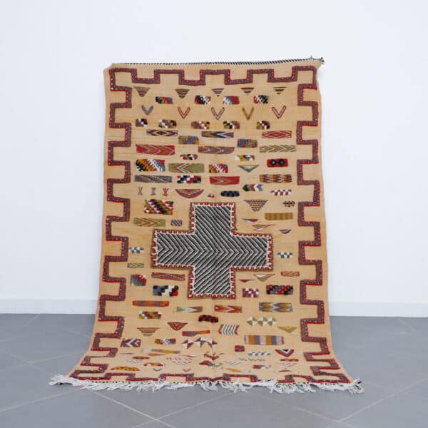 Akhnif Kilim Rug 7.6x4.5 Ft handmade in Morocco with tribal motifs