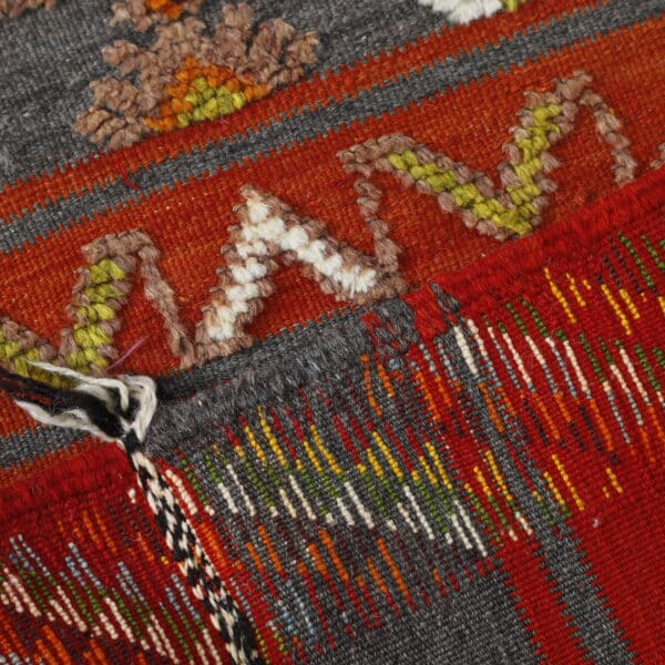 Glaoui Carpet 8.0x4.5 Ft – Moroccan Flatweave & Embroidery - Image 5