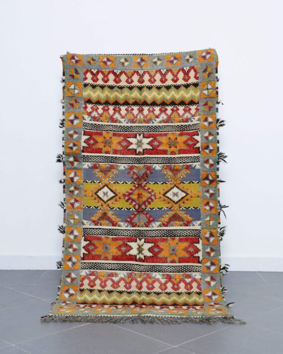 Glaoui Rug 5.7x3.1 Ft handmade in Morocco with tribal weaving techniques