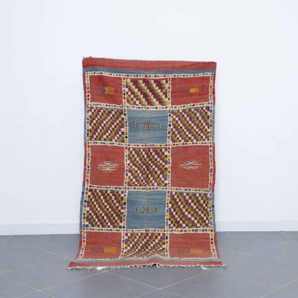 Akhnif Rug 6.3x3.6 Ft handmade in Morocco with tribal Amazigh designs