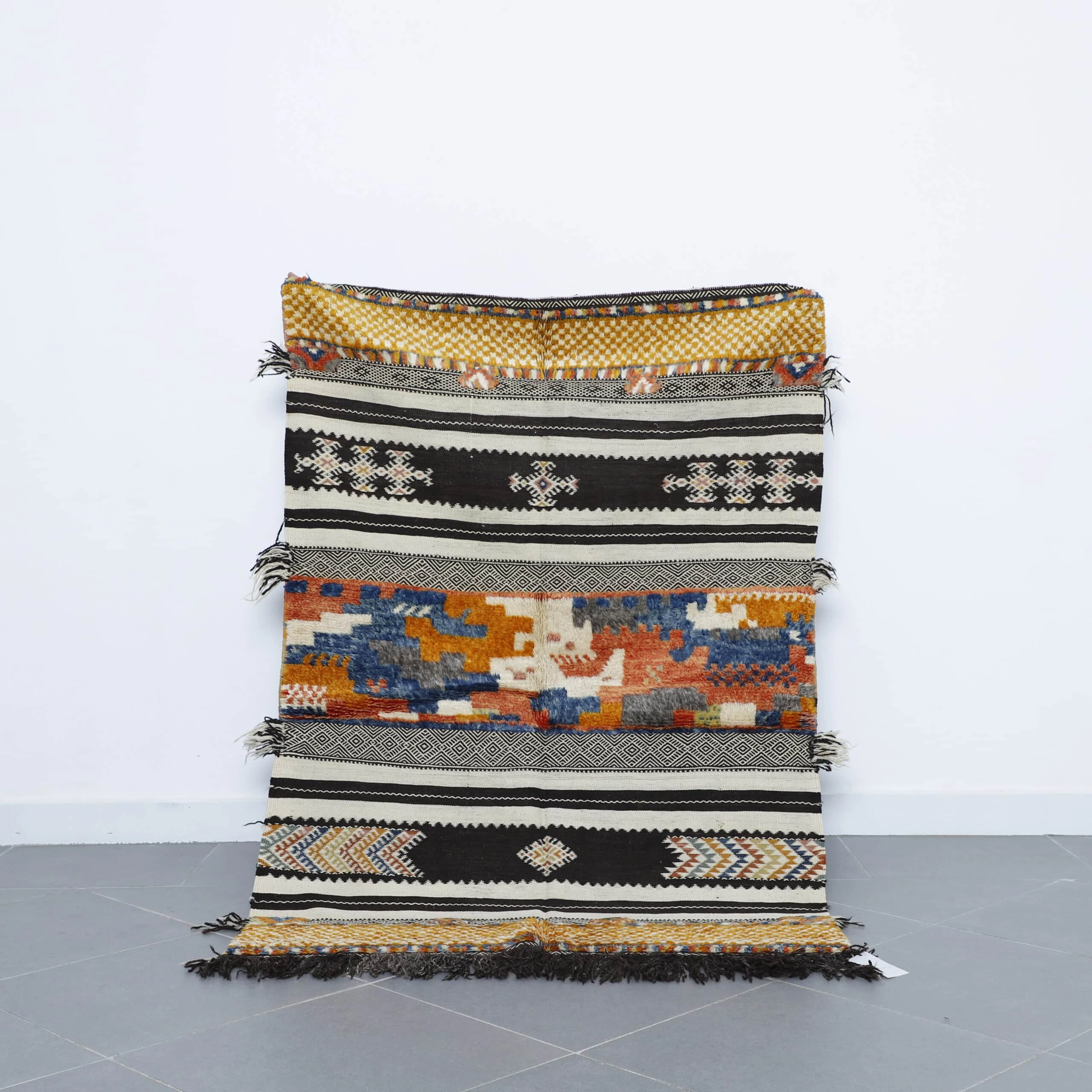 Taznakht Glaoui Rug 8.7×3.8 Ft – Handmade Moroccan Wool Rug