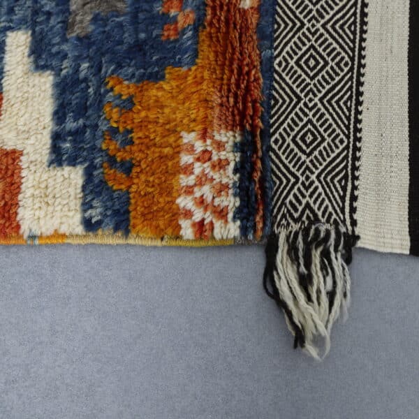 Taznakht Glaoui Rug 8.7x3.8 Ft – Handmade Moroccan Wool Rug - Image 4