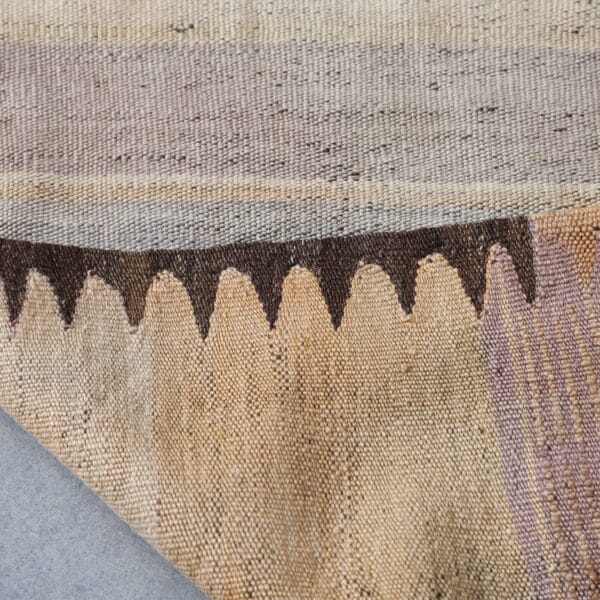 Vintage Zayan Rug 9.8x4.9 Ft – Handmade Moroccan Wool Rug - Image 4