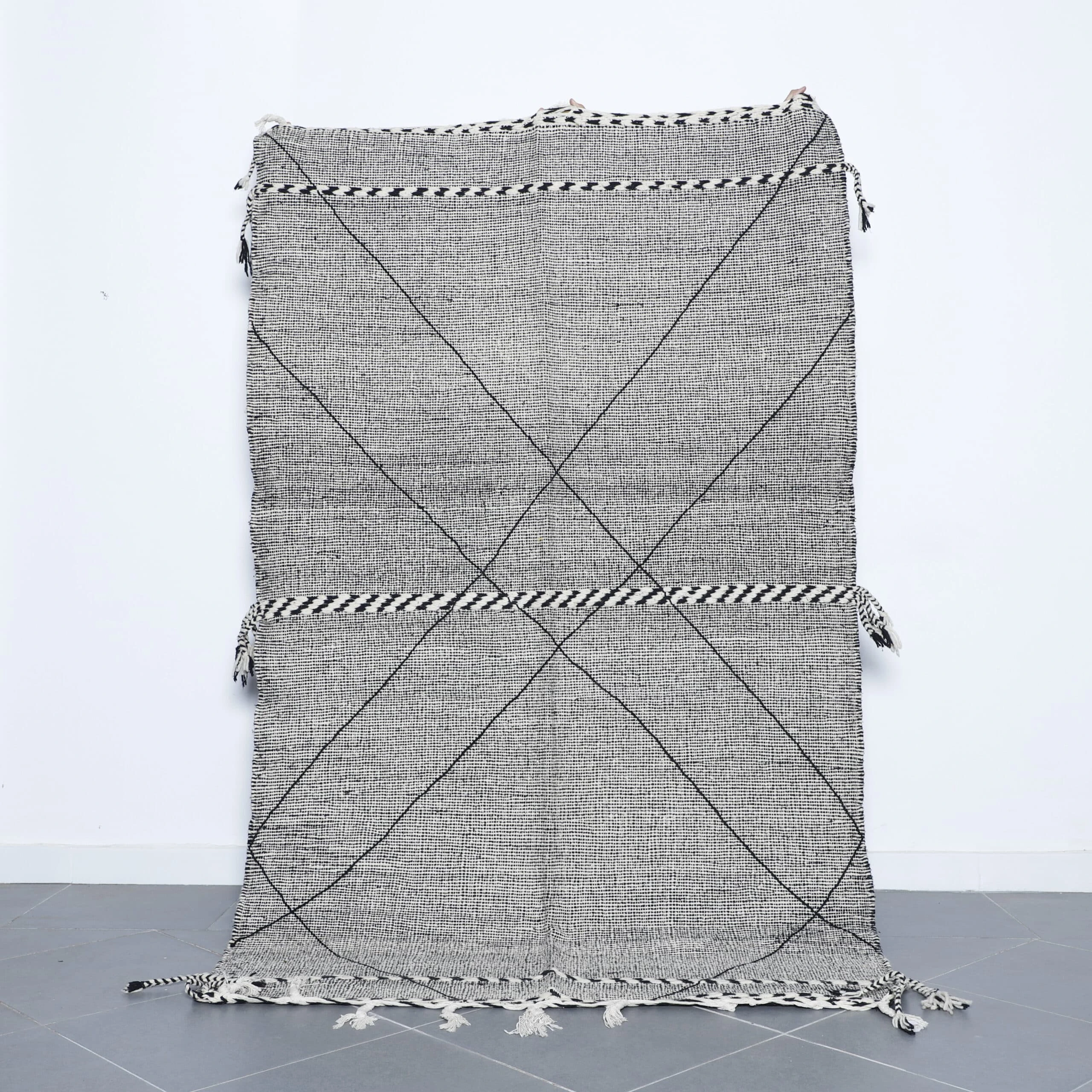 Zanafi Kilim 8.1x4.9 Ft