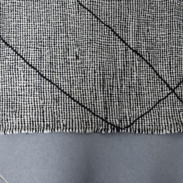 Zanafi Kilim 8.1x4.9 Ft – Handmade Moroccan Flatweave - Image 3