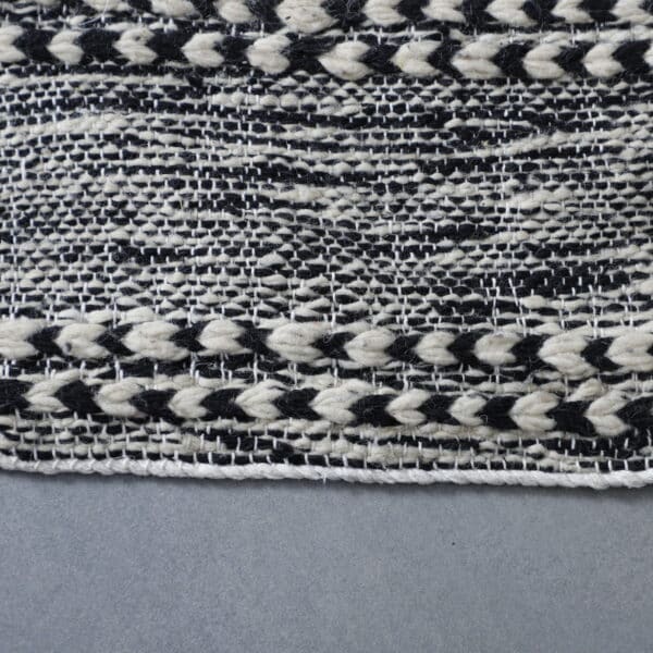 Zanafi Kilim 7.9x4.4 Ft – Handmade Moroccan Flatweave - Image 3