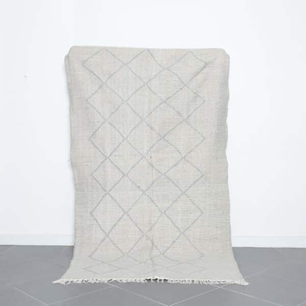 Zanafi Kilim 8.2x4.6 Ft handmade in Morocco with tribal lines