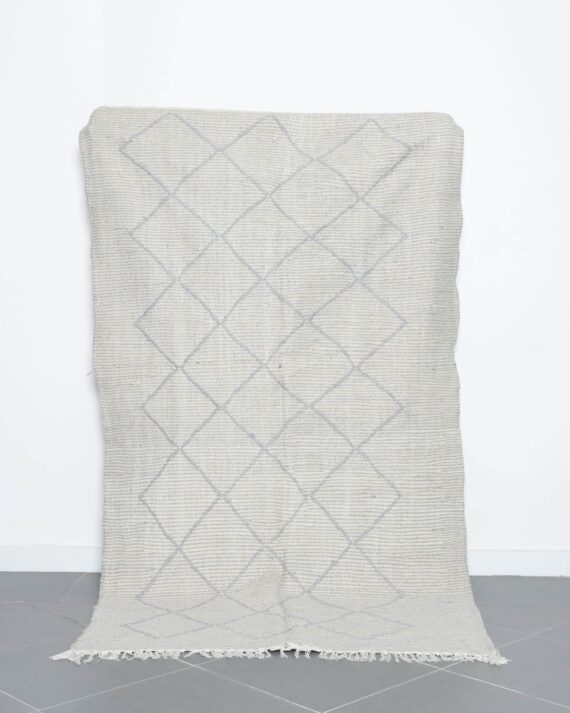 Zanafi Kilim 8.2x4.6 Ft handmade in Morocco with tribal lines
