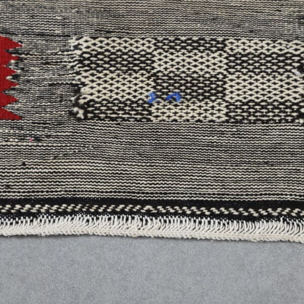 Zanafi Runner 5.1x2.3 Ft – Handmade Moroccan Wool Rug - Image 4