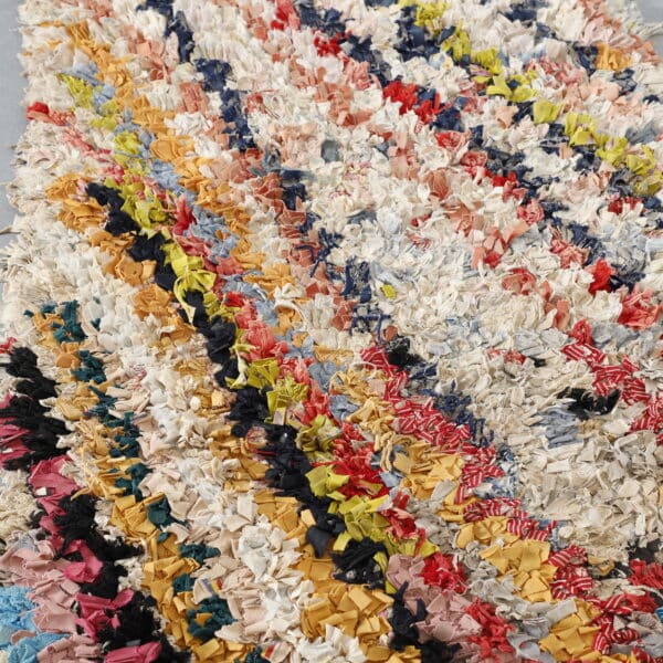 Boucherouite 4.9x2.3 Ft – Handmade Moroccan Rug - Image 4