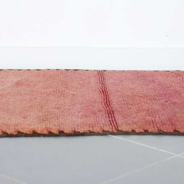 Vintage Boujaad 7.9x3.3 Ft – Handmade Moroccan Wool Rug - Image 2