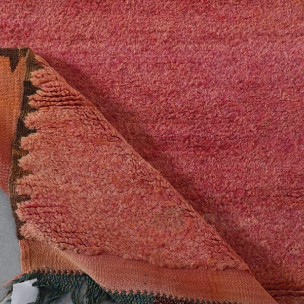 Vintage Boujaad 7.9x3.3 Ft – Handmade Moroccan Wool Rug - Image 4