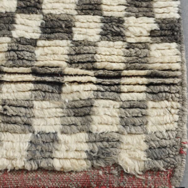 Boujaad Runner 8.9x2.9 Ft – Handmade Moroccan Wool Hallway Rug - Image 3