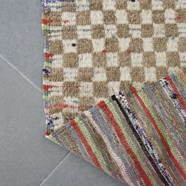 Checkered Boujaad Rug 8.0x2.8 Ft – Handmade Moroccan Wool Runner - Image 5