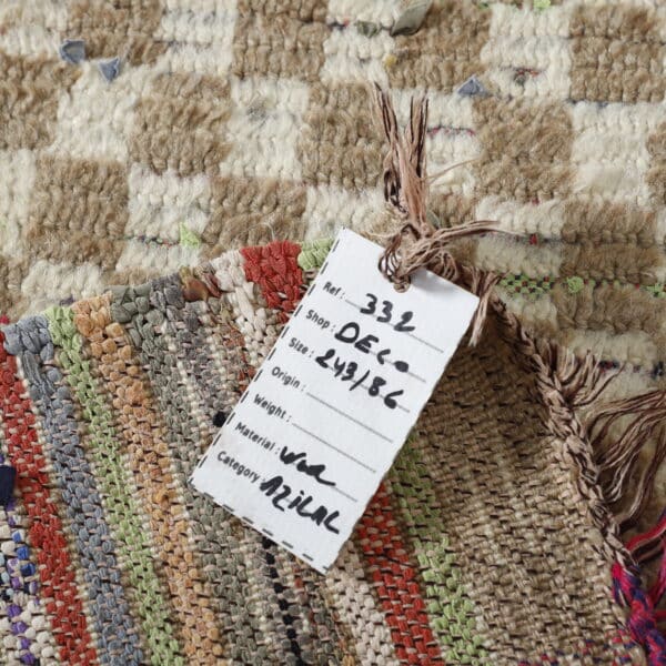 Checkered Boujaad Rug 8.0x2.8 Ft – Handmade Moroccan Wool Runner - Image 6