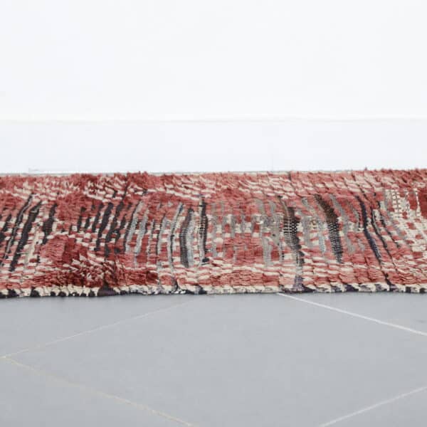 Boujaad Rug 9.2x3.1 Ft – Moroccan Wool Carpet - Image 7