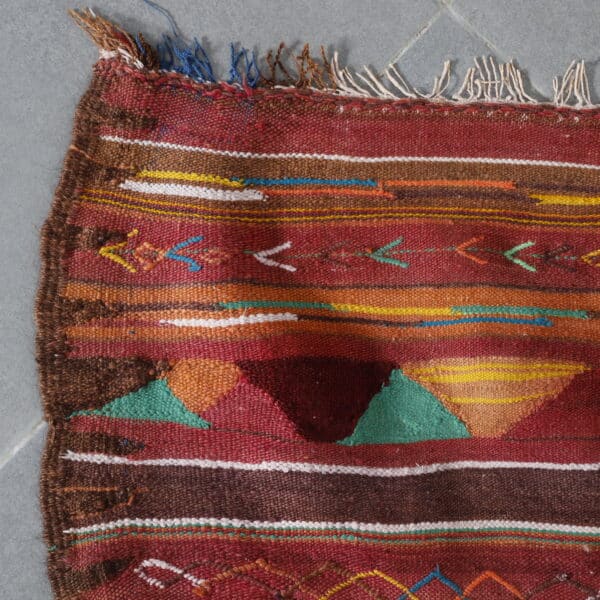Vintage Moroccan Kilim Rug 5.7x3.6 Ft – Vintage Berber Rug - Image 5