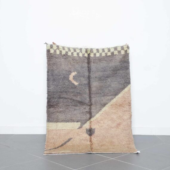 Boujaad rug 4.7x3.3 Ft handmade in Morocco with vintage tribal motifs