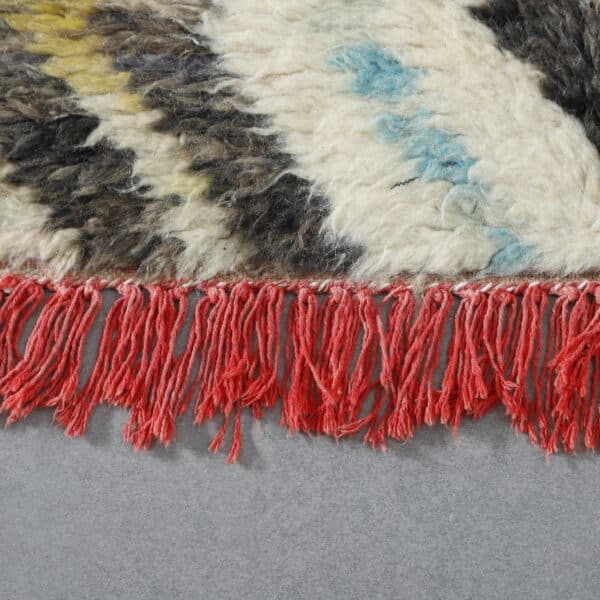 Boujaad Rug 4.7x3.2 Ft – Moroccan Wool Rug - Image 4