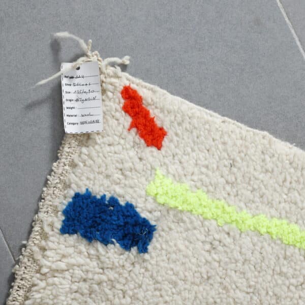 Azilal Rug 4.4x2.9 Ft – Handmade Moroccan Wool Rug - Image 5