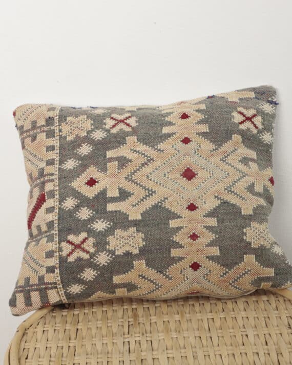 Moroccan kilim pillow cover