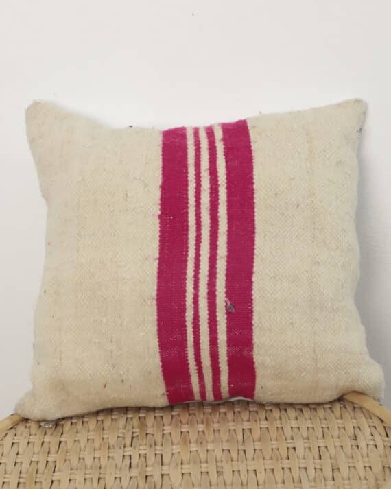 cream Moroccan pillow