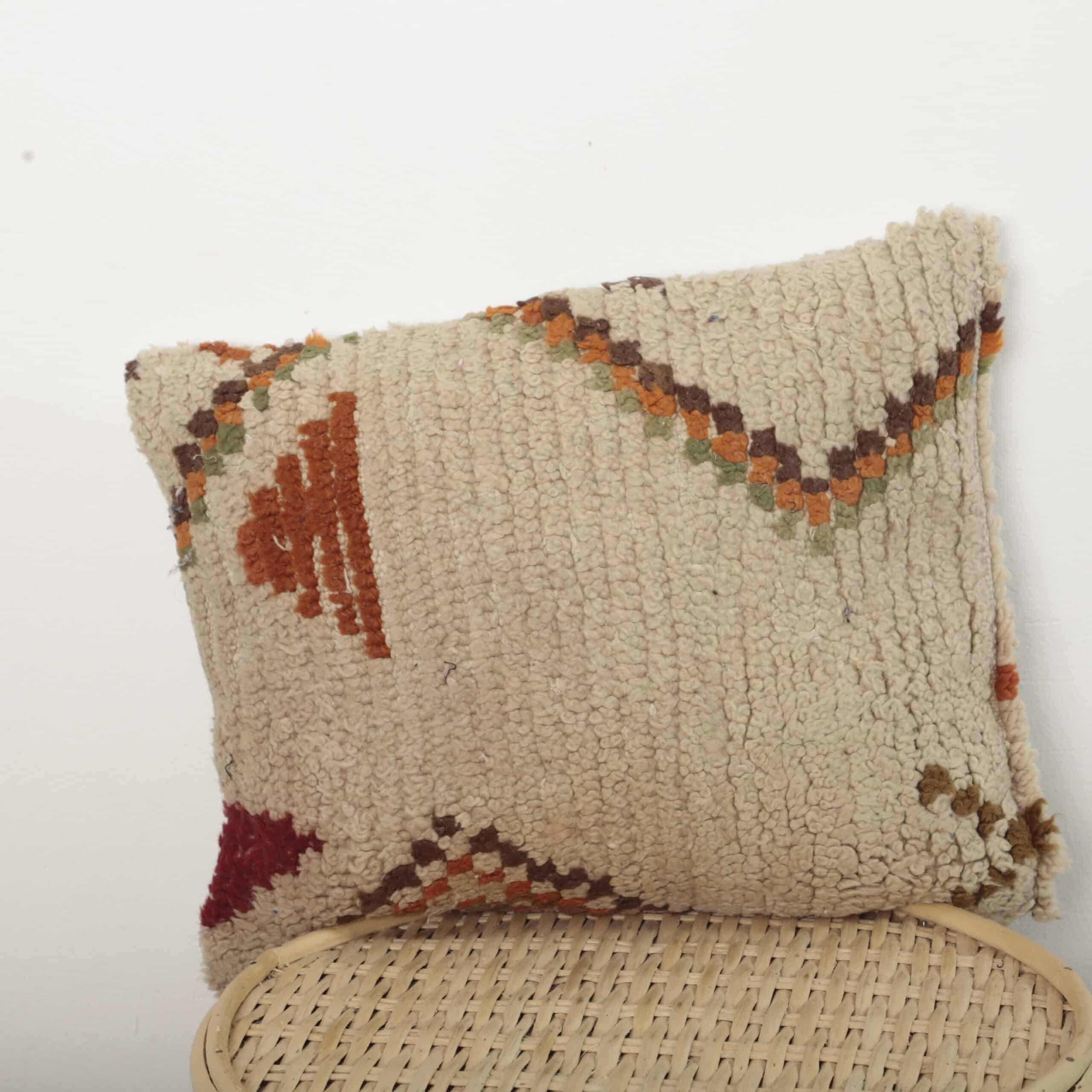 Beni Ourain Moroccan pillow