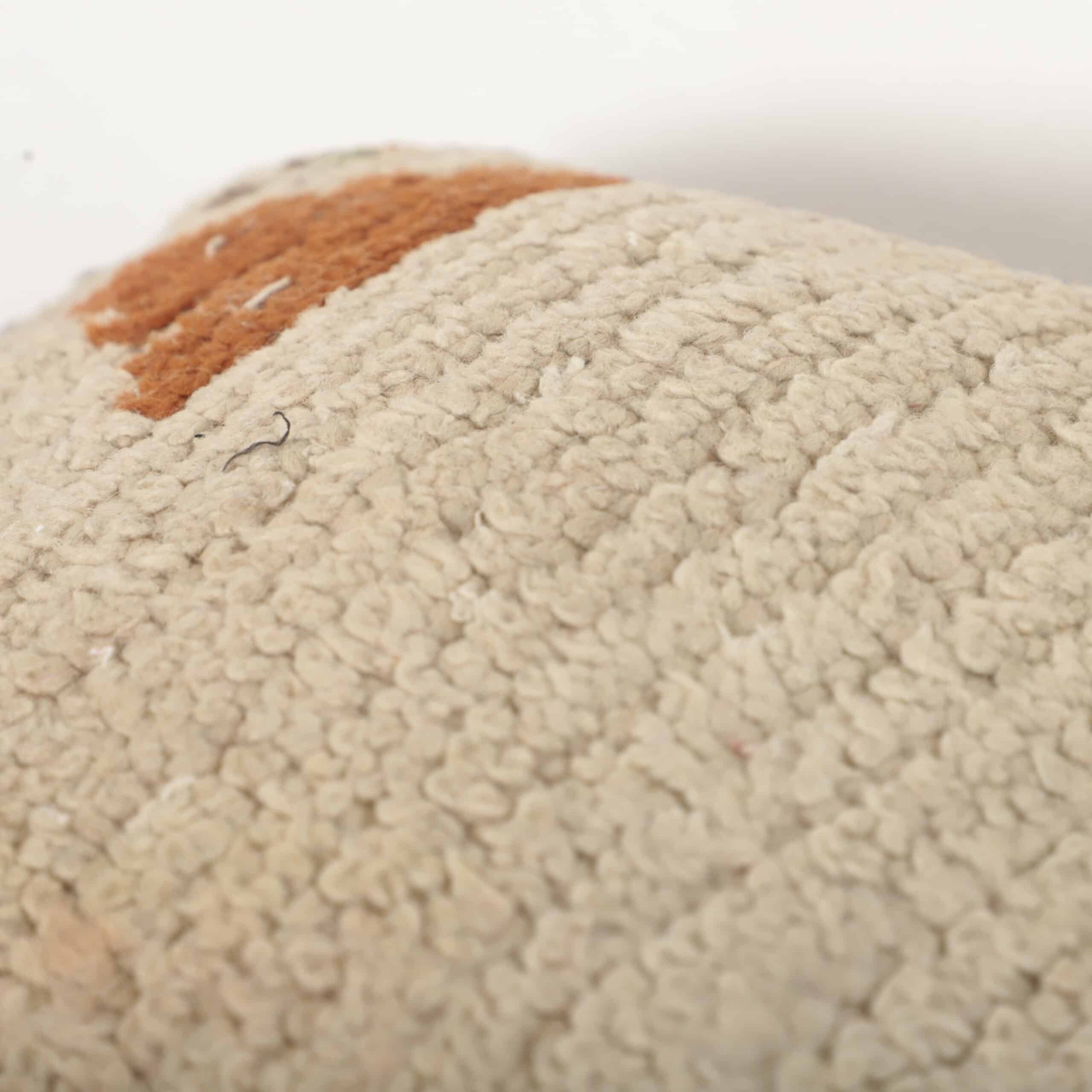 Beni Ourain Moroccan Pillow 43x34 cm – Handmade Wool Berber Cushion - Image 6