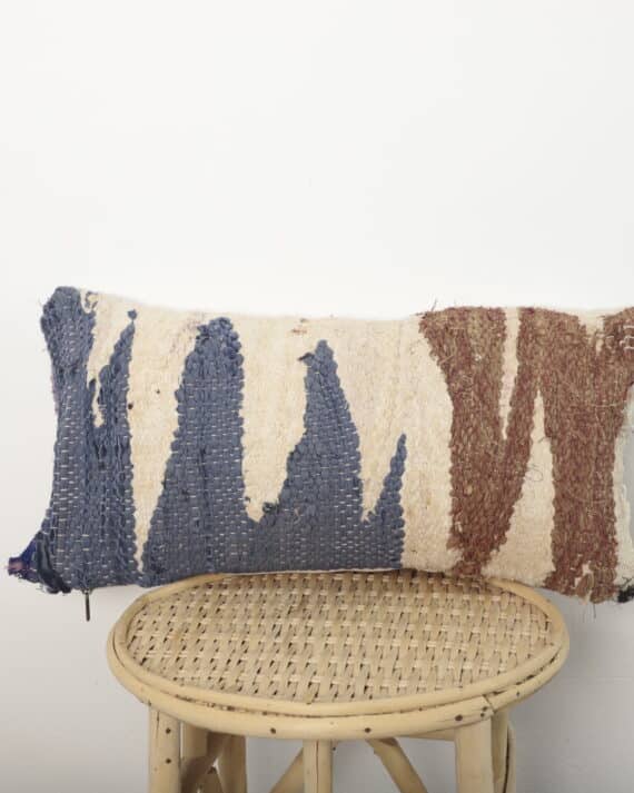 Lumbar Moroccan pillow
